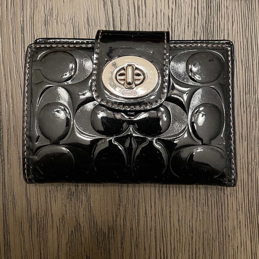Coach Small Patent Leather Signature Wallet